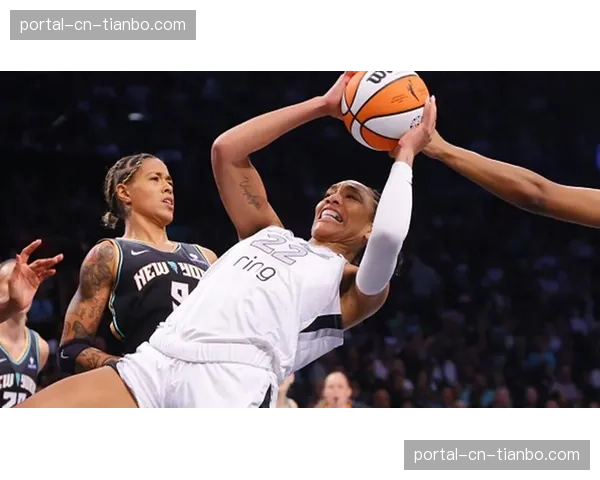 常规赛揭幕战战报:康涅狄克太阳客场险胜纽约自由人 常规赛揭幕战战报:康涅狄克太阳客场险胜纽约自由人